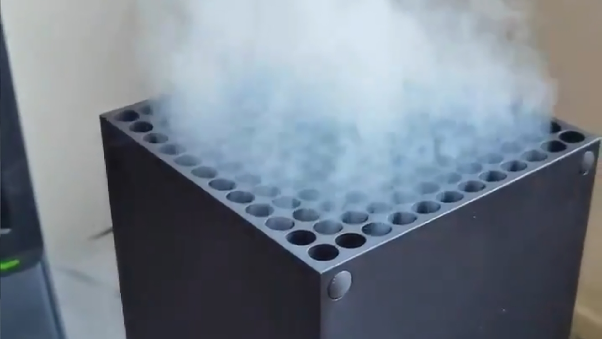 Smoking Xbox Series X